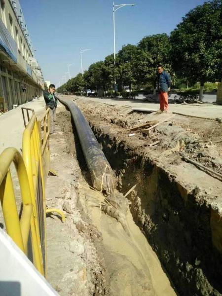 呼和浩特市燃气管拖管施工案例